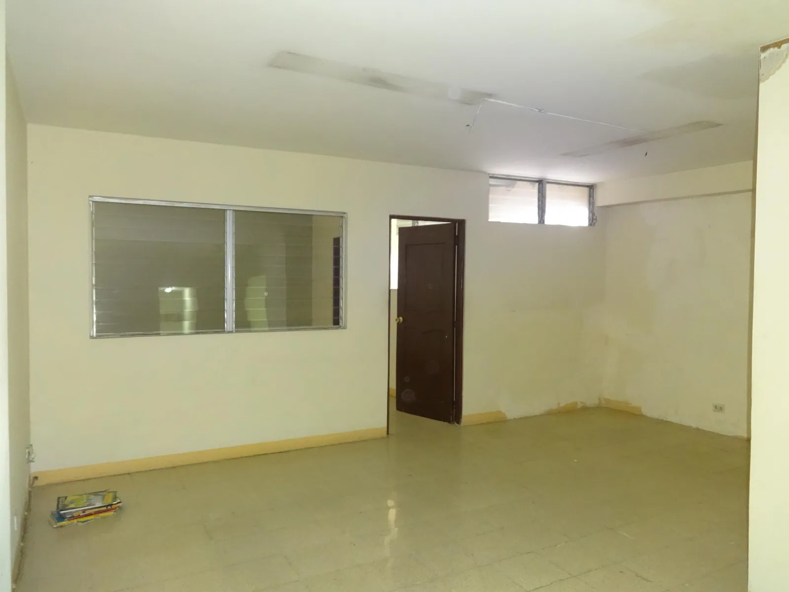 Oficina en arriendo, Baquerizo Moreno y 9 de Octubre centro de Guayaquil – Foto 3