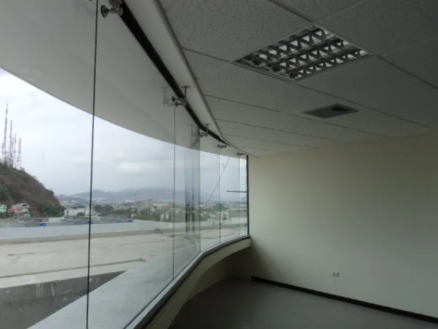 Oficina en alquiler en The Point, Guayaquil – Foto 5