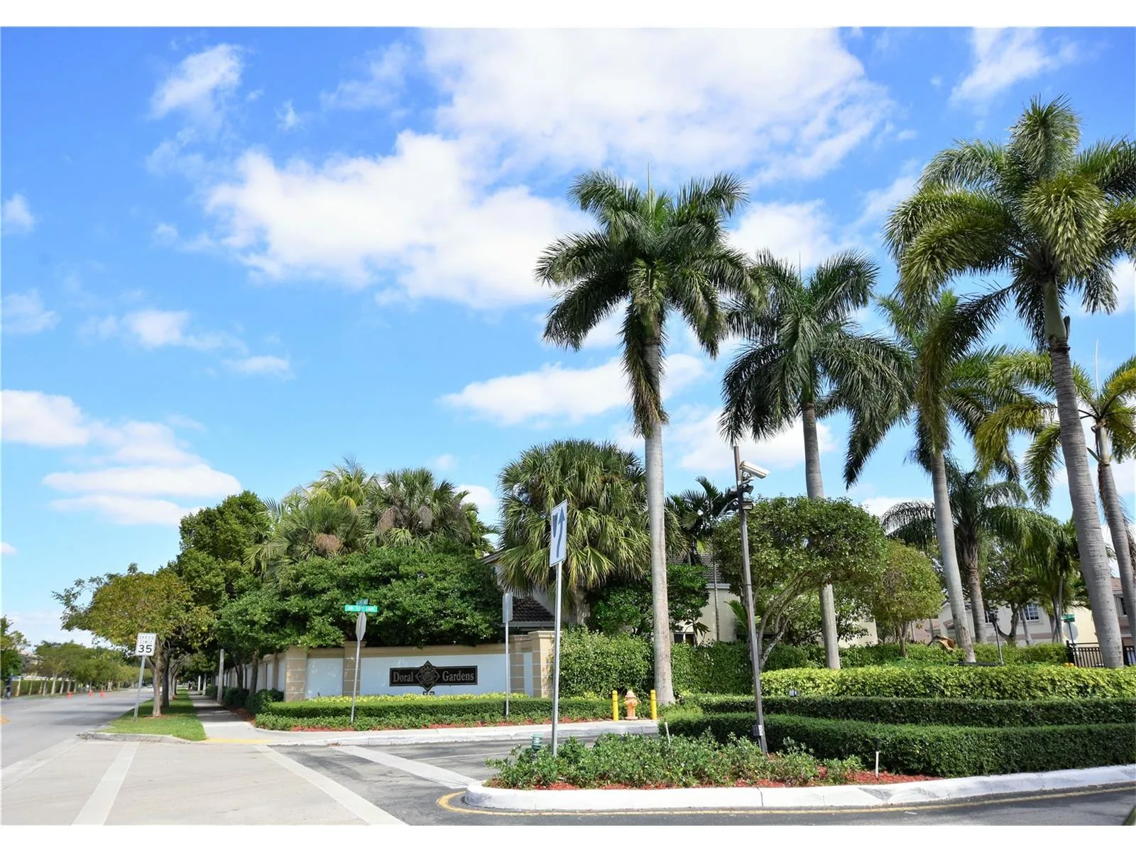 Casa a la Venta en Miami - Doral Gardens – Foto 1