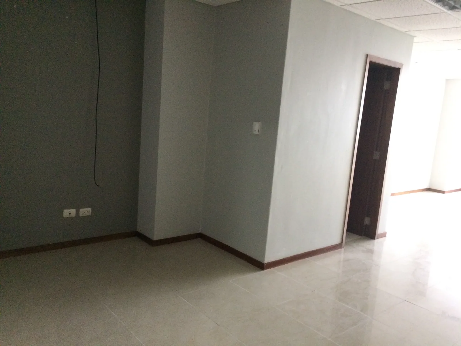 Alquiler Oficina Trade Building  – Foto 1
