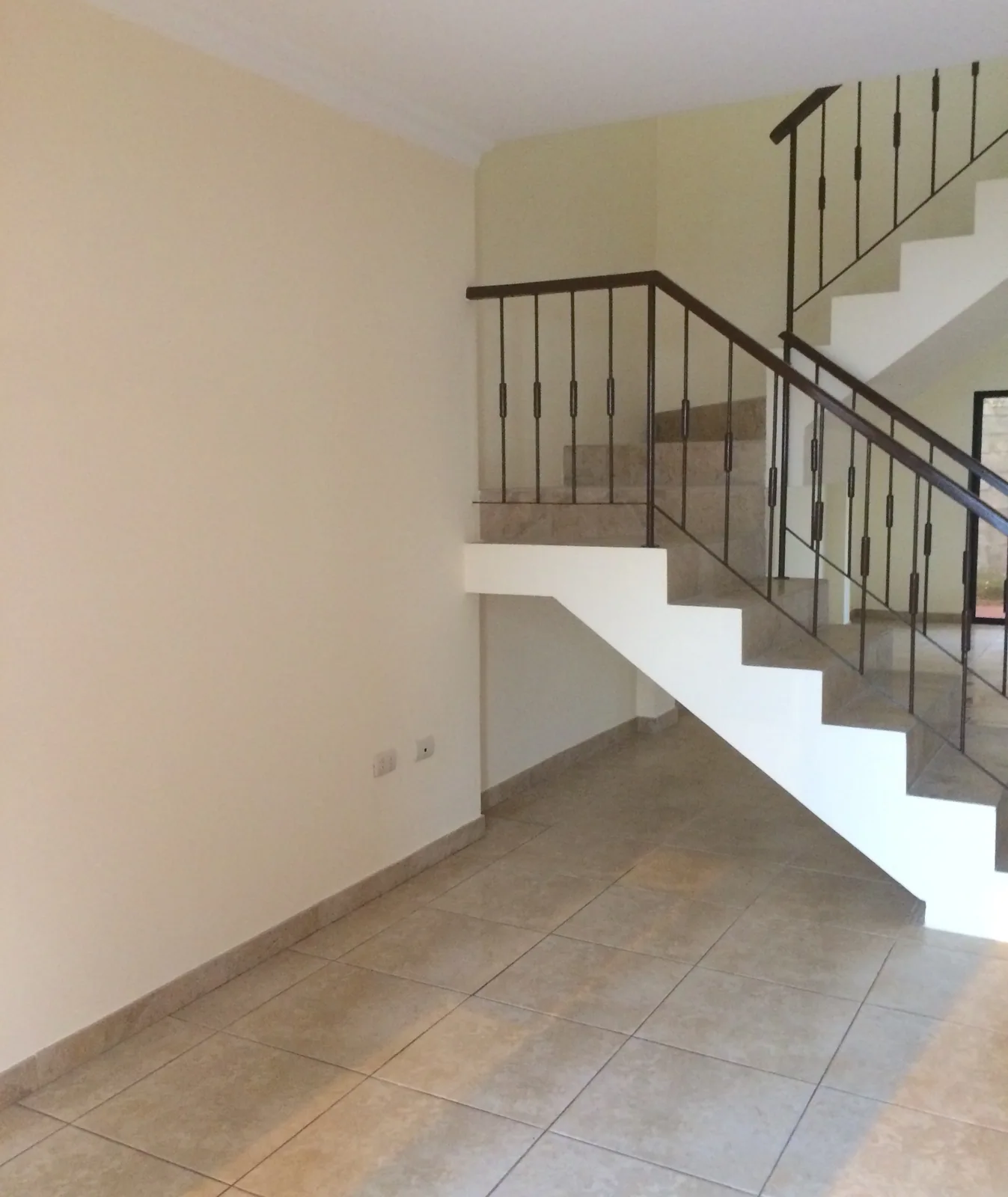 Casa en Venta en Urbanización Villa Club Etapa Natura Samborondón – Foto 2