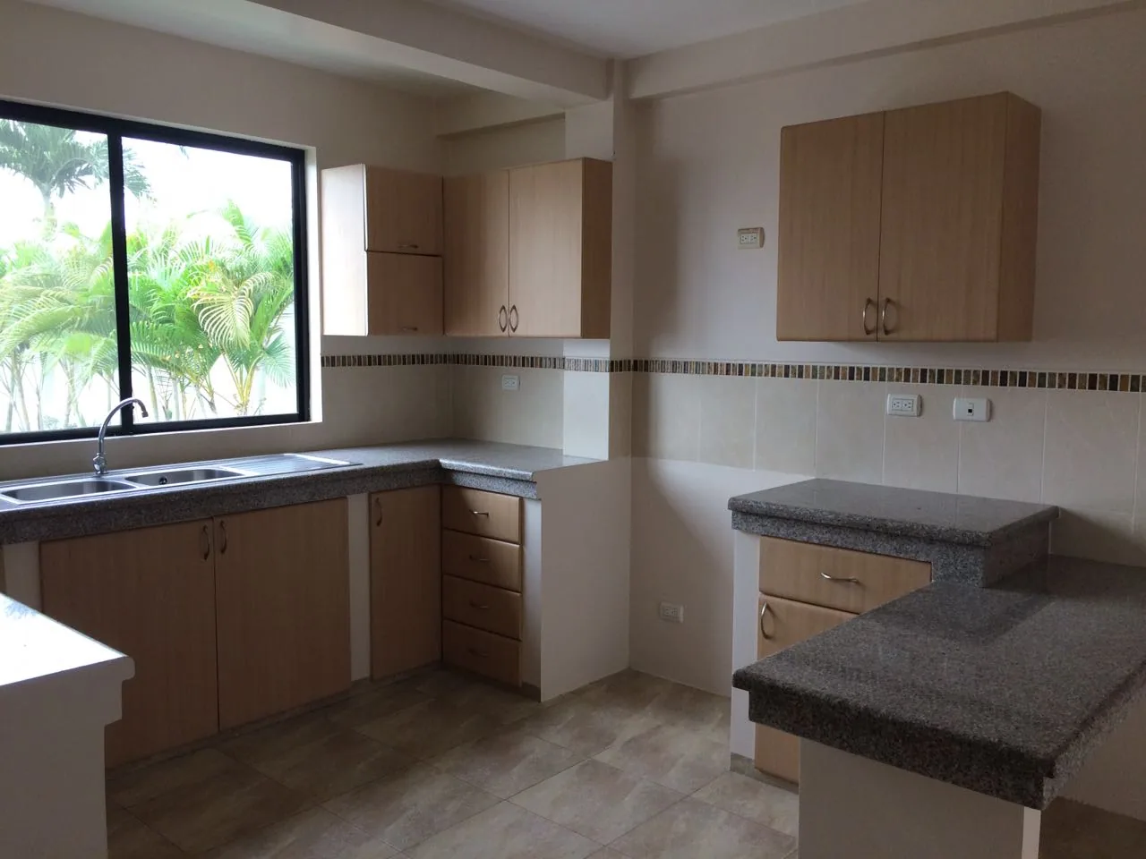 Casa en Venta en Ciudad Celeste, Etapa La Marina - Samborondon – Foto 3