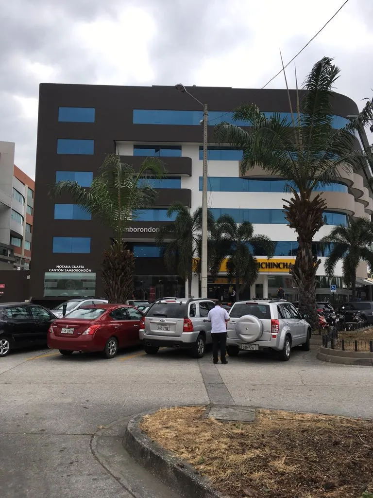 Oficina en en alquiler en Edificio Samborondón Plaza Samborondón – Foto 1