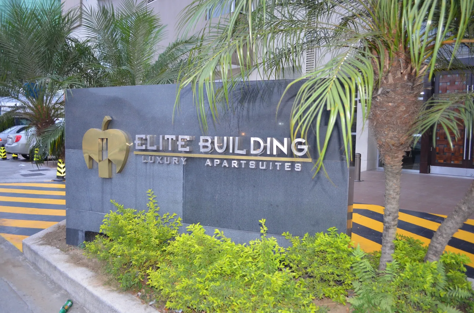 Suite en alquiler en edificio Élite Building sector Mall del Sol - norte de Guayaquil 