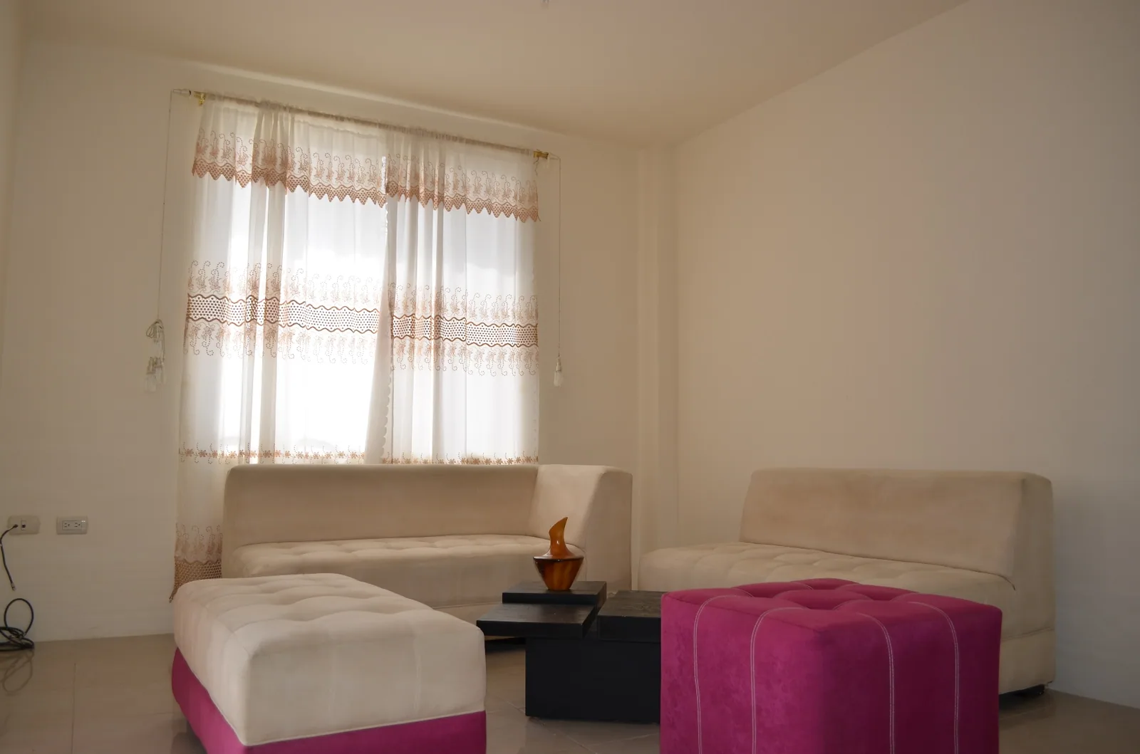 Casa en venta en urbanización Malaga II  Via Salitre - Samborondon    – Foto 2