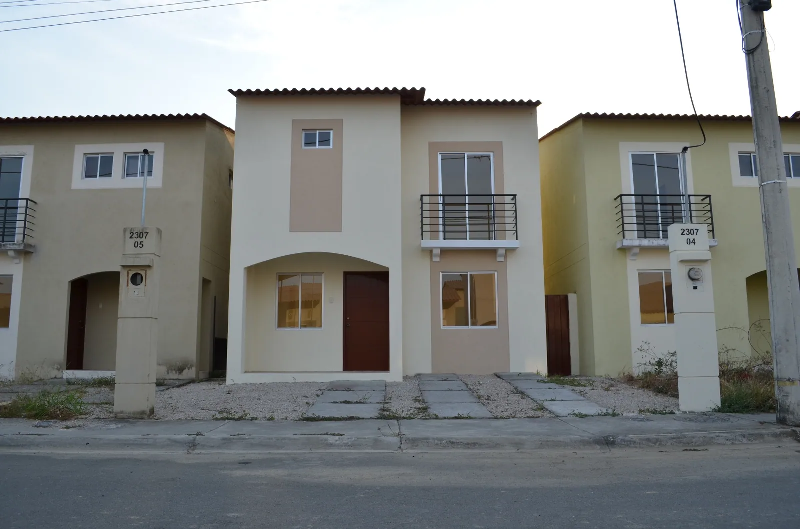 Casa en Alquiler Metrópolis II Autopista Terminal Terrestre Pascuales  – Foto 1