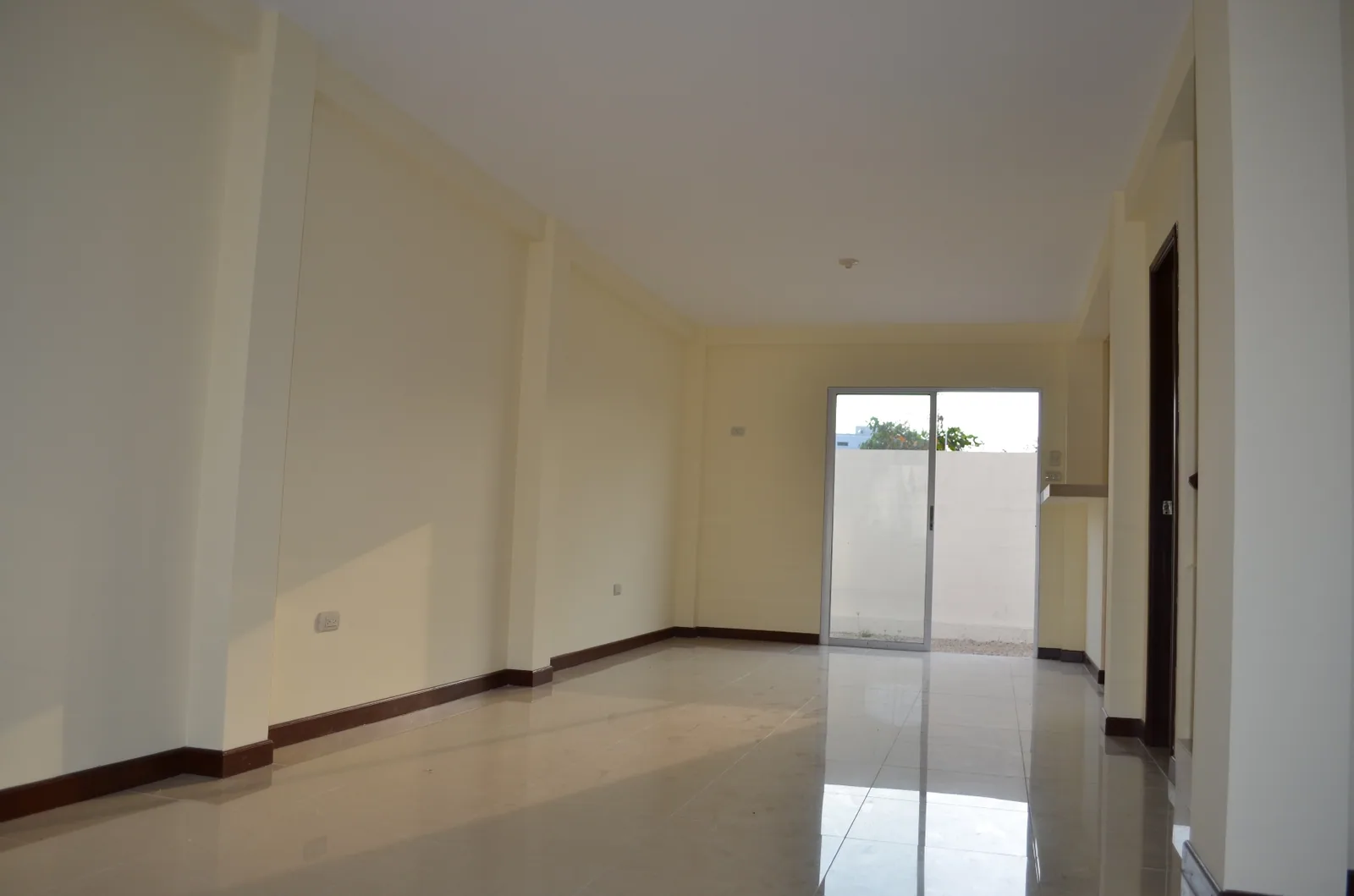 Casa en Alquiler Metrópolis II Autopista Terminal Terrestre Pascuales  – Foto 2