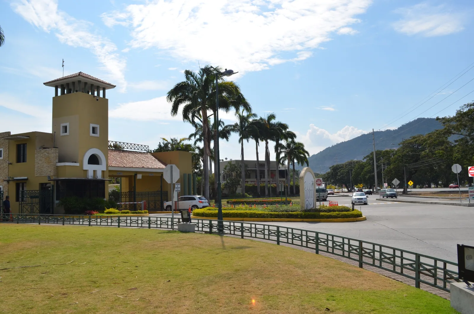 Casa en Venta en urbanización Portofino Km 11 Vía a la Costa    – Foto 5