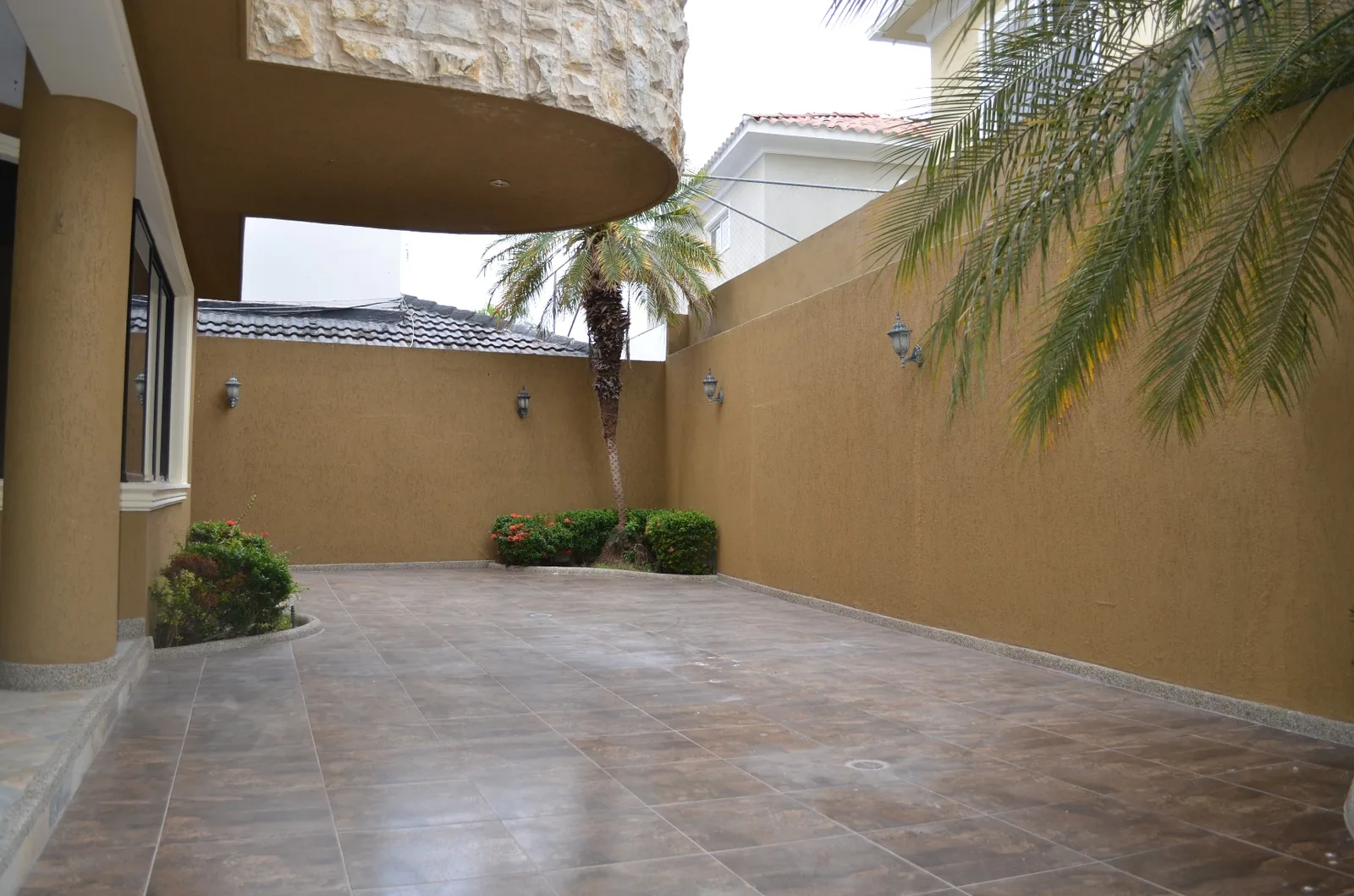 Casa en alquiler en urbanización Puerto Azul Via a la costa    – Foto 1