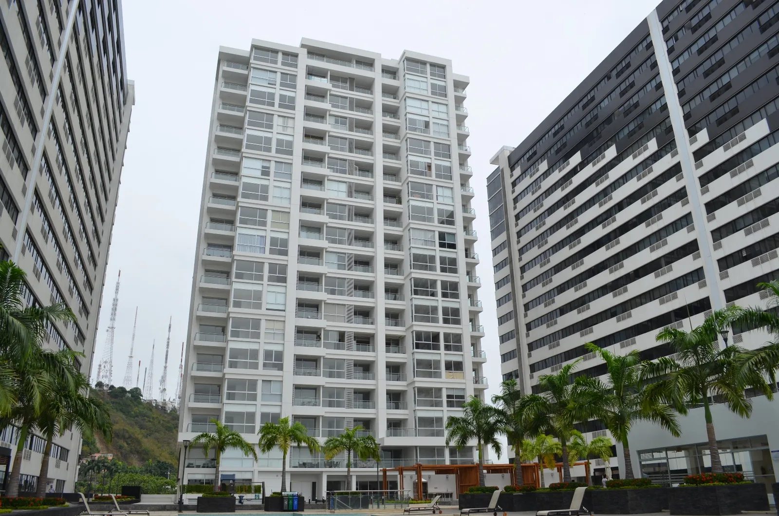 Departamento en alquiler  en edificio Spazio sector Puerto Santa Ana – Foto 1