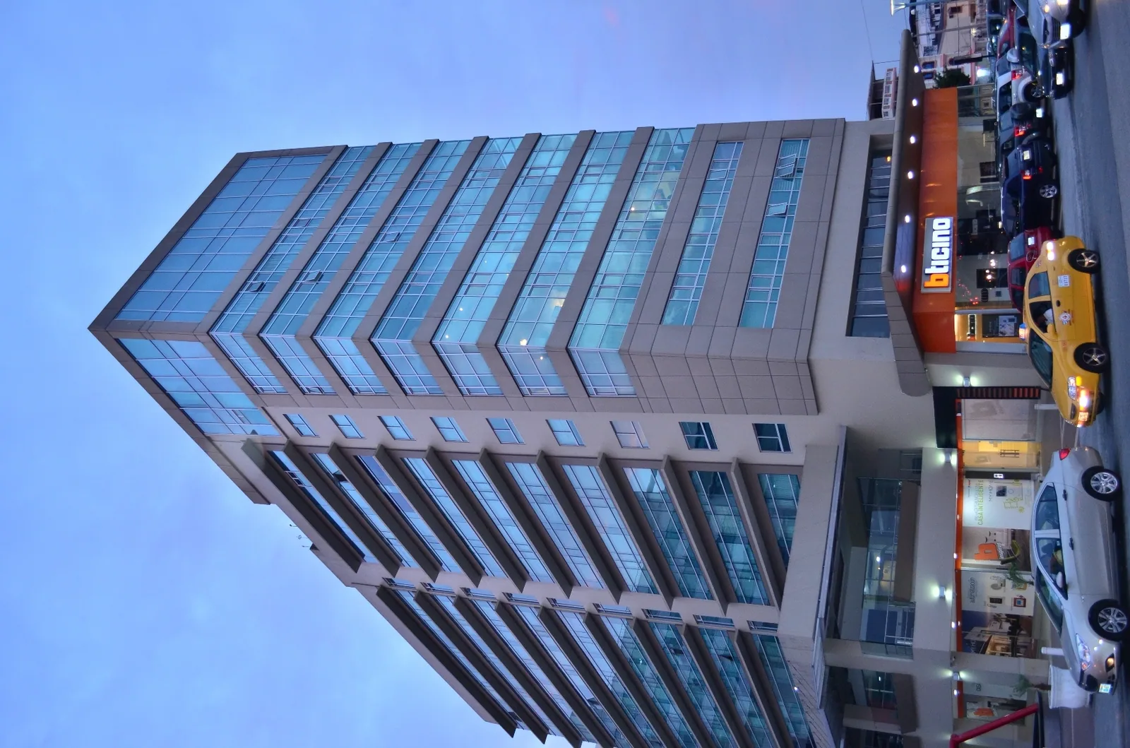 Suite en Venta en edificio Élite Building sector Mall del Sol  – Foto 3