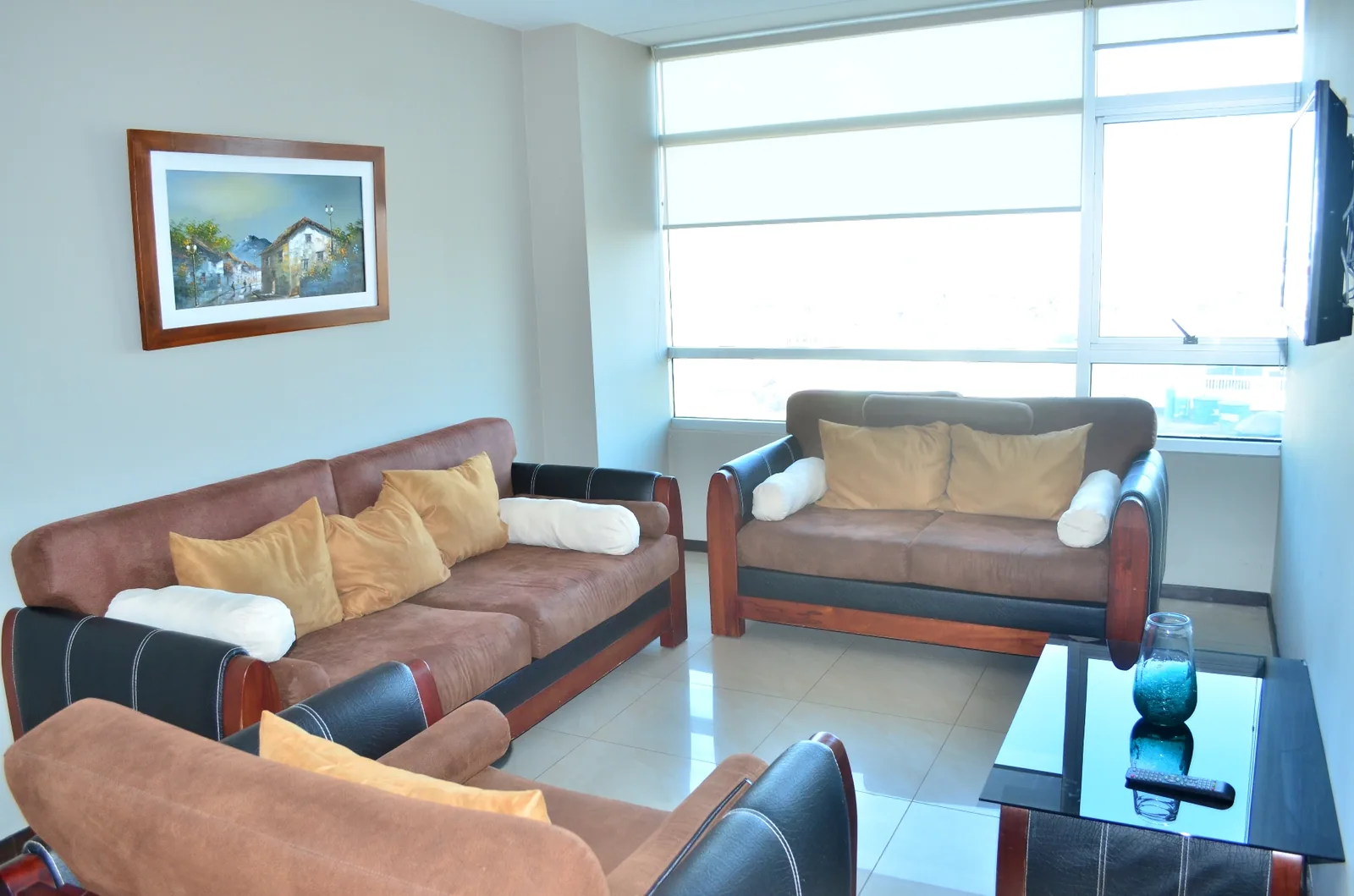 Suite en alquiler en edificio Élite Building sector Mall del Sol  – Foto 3