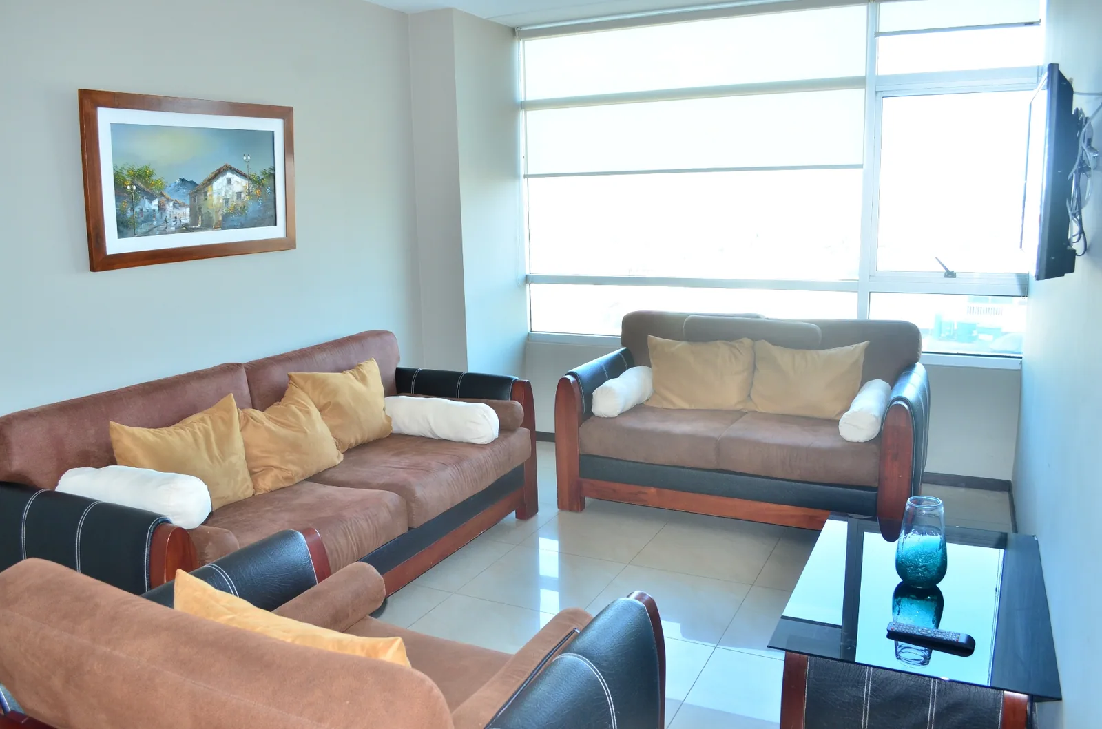 Suite en alquiler en edificio Élite Building sector Mall del Sol  – Foto 4
