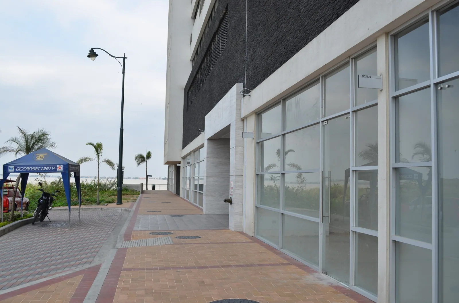 Local en alquiler en Bellini IV sector centro Ciudad del Rió  – Foto 1