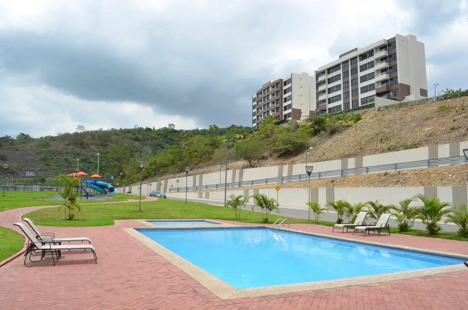 Departamento en venta en Urbanización Bosques de la Costa sector Vía a la Costa – Foto 1