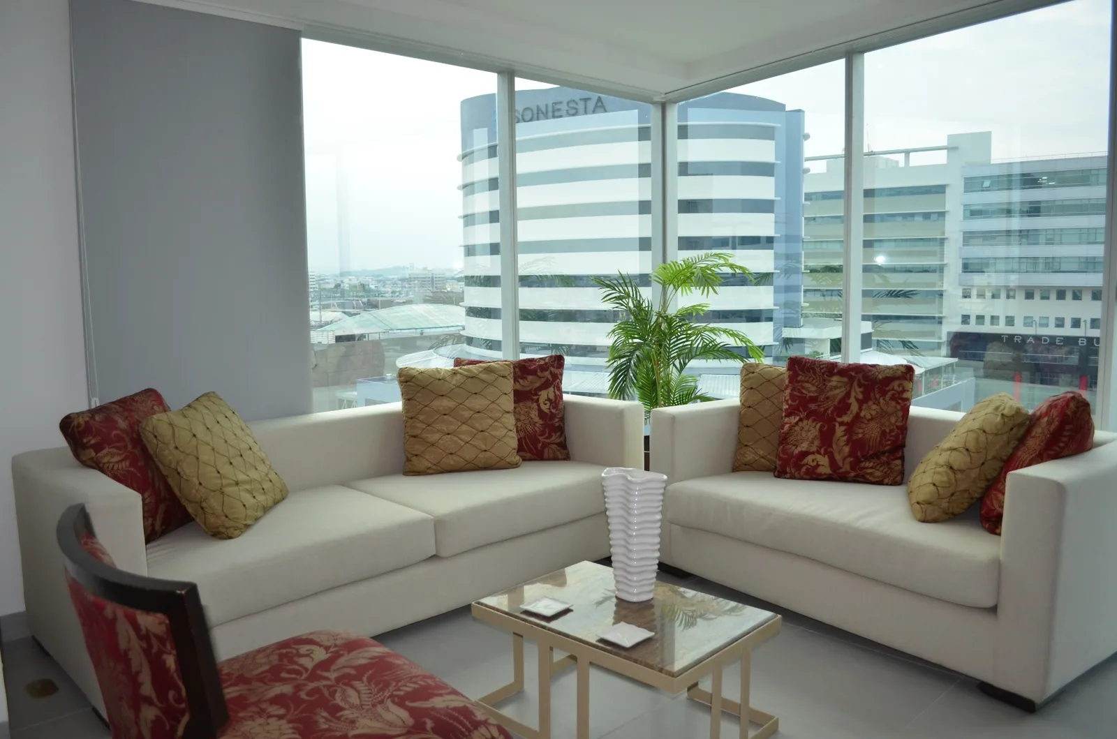 Departamento en alquiler Edificio Quo norte Guayaquil – Foto 2