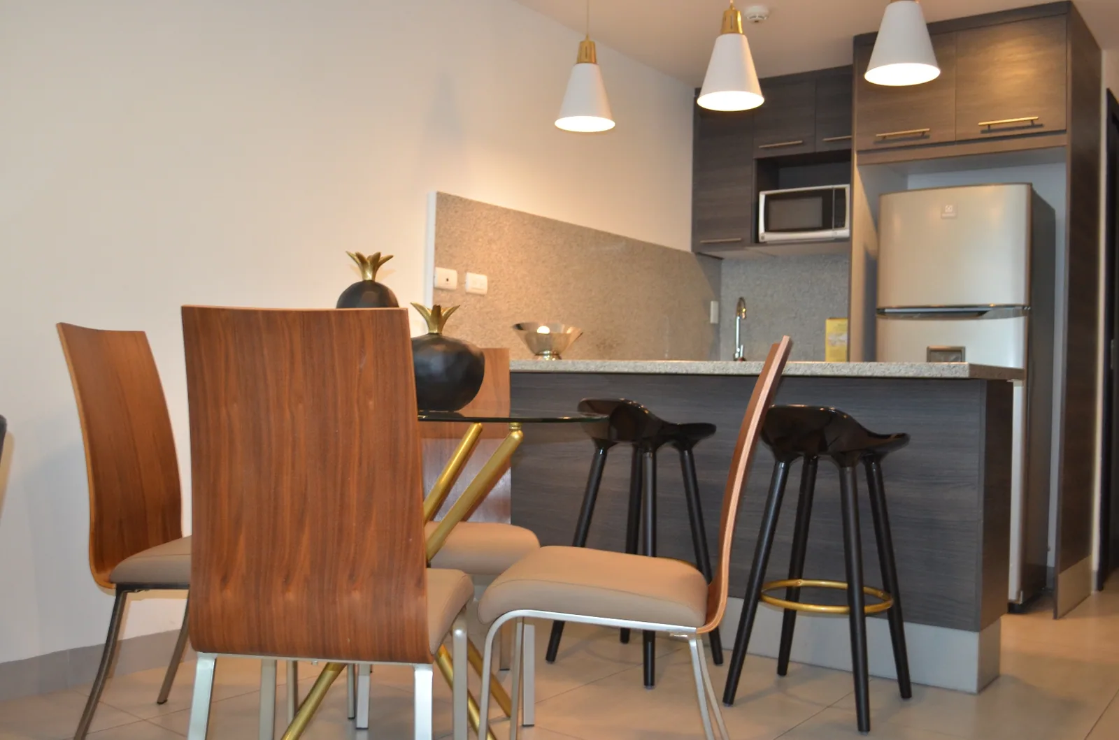 Suite en alquiler en edificio Quo sector Mall del Sol – Foto 4