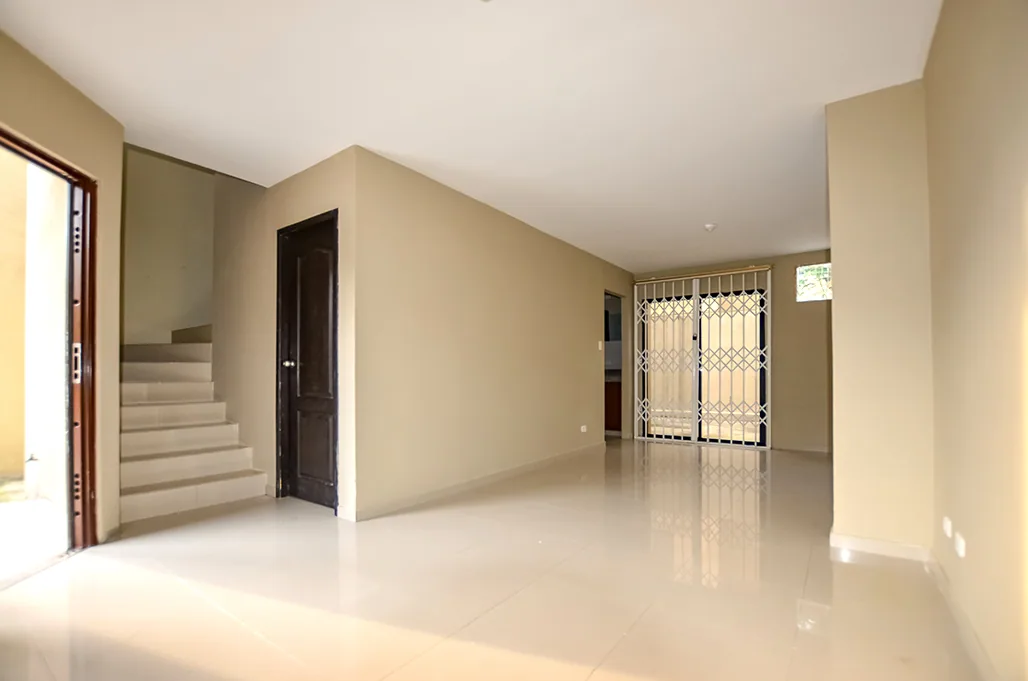 Casa en Alquiler en Urbanización San Antonio sector Vía Salitre – Foto 2