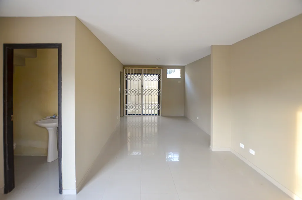 Casa en Alquiler en Urbanización San Antonio sector Vía Salitre – Foto 3