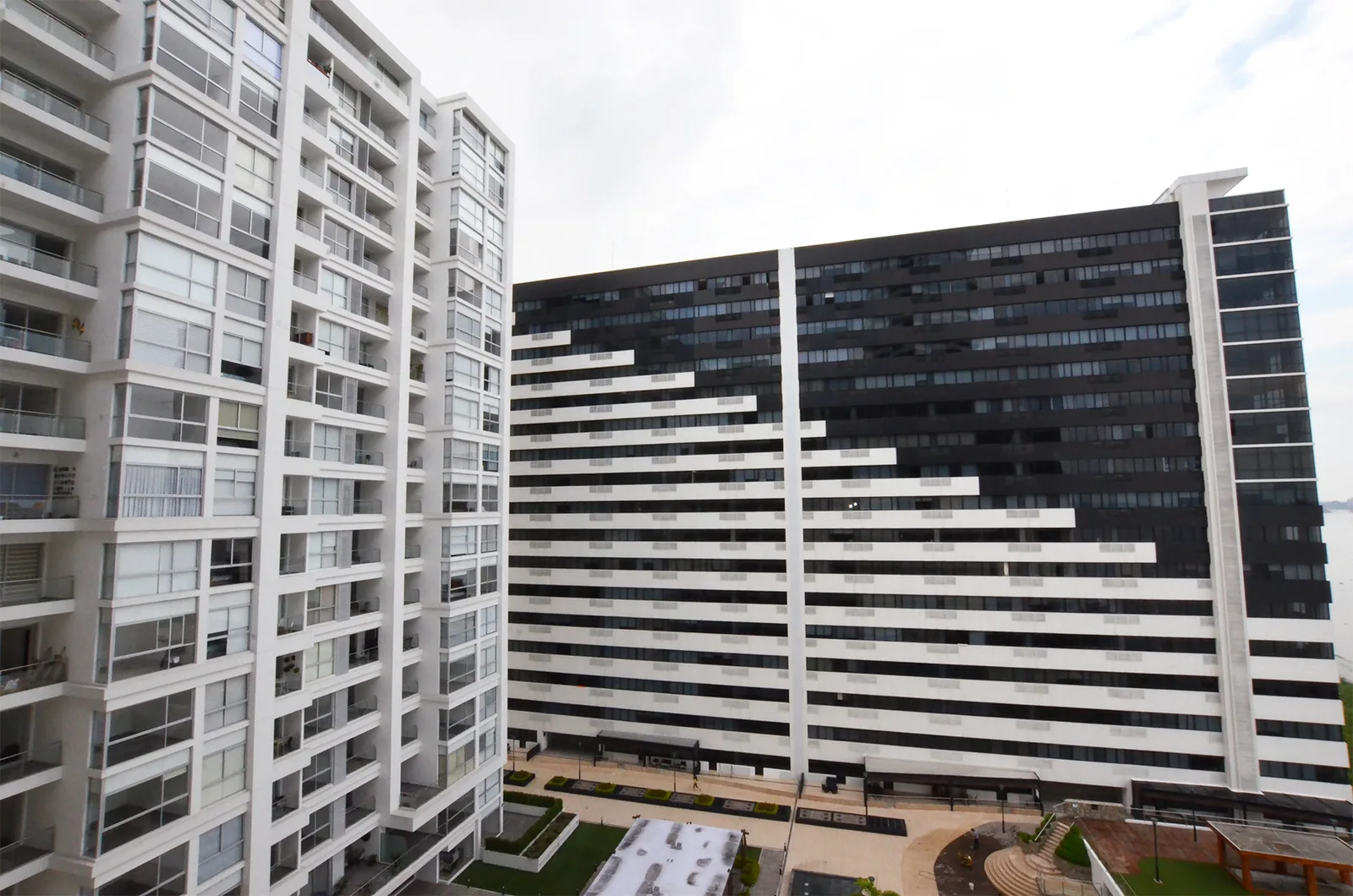 Departamento en alquiler en Bellini I sector centro Guayaquil  – Foto 1
