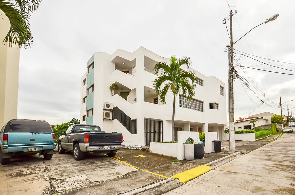 Departamento en Venta en Ceibos Norte sector Vía a la Costa Guayaquil – Foto 2
