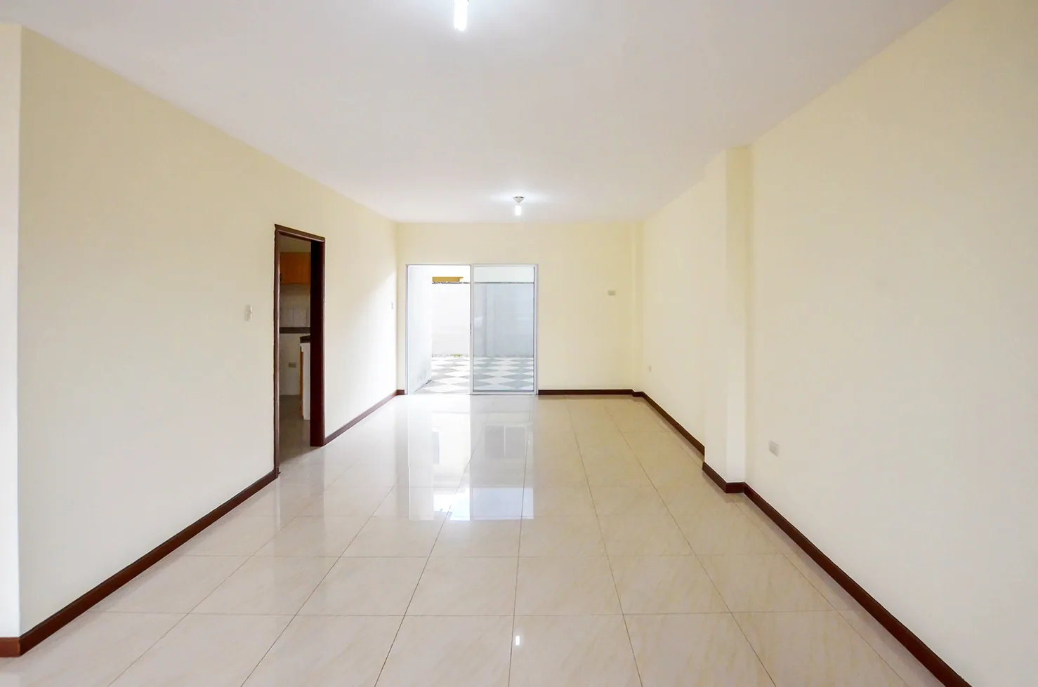 Casa en Alquiler en Urbanización Belo Horizonte sector Vía a la Costa – Foto 5