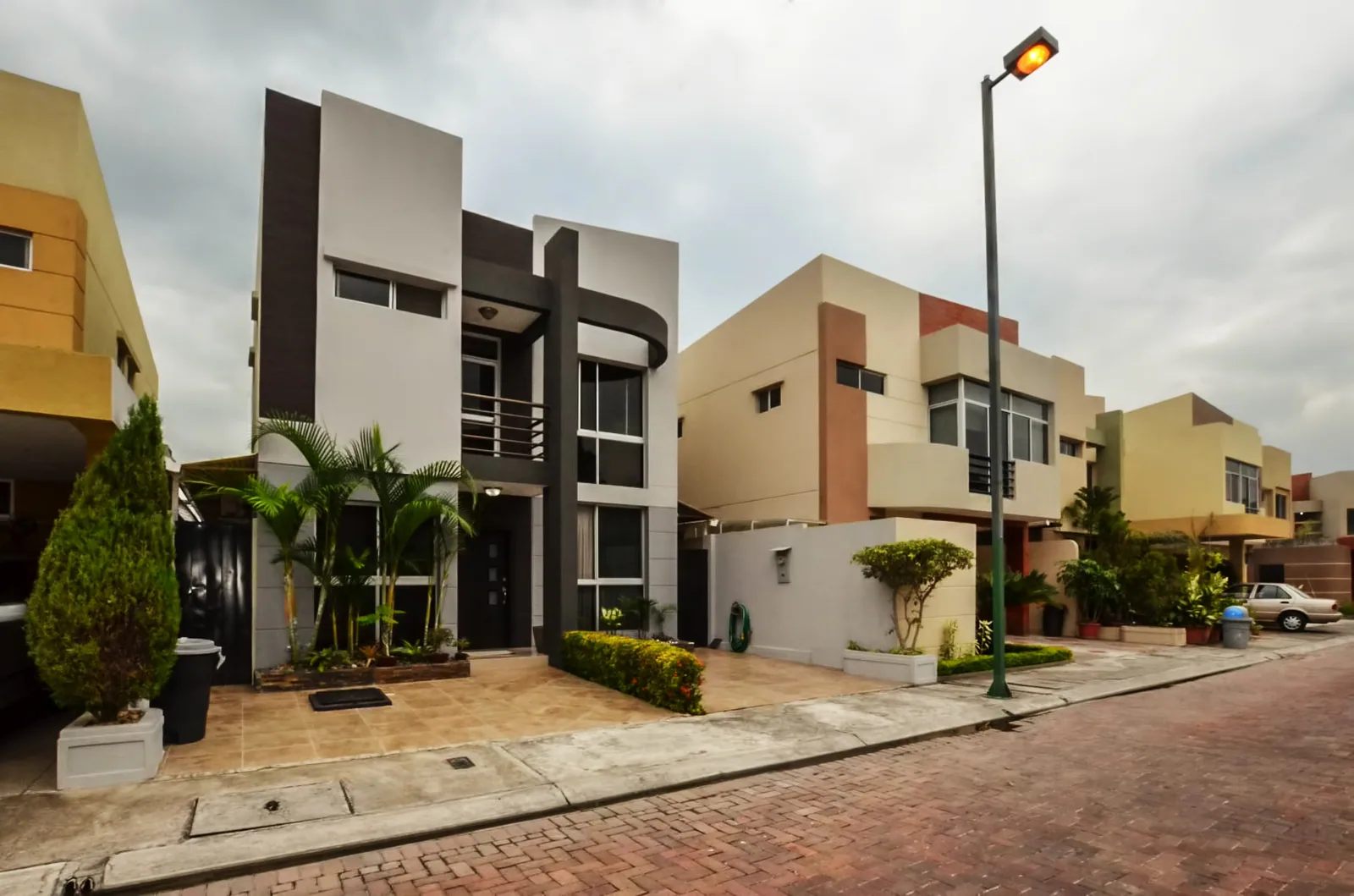  Casa en Venta en Urbanización Belo Horizonte Sector Vía a La Costa – Foto 2