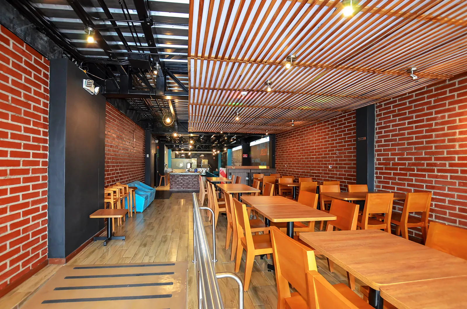 Local Comercial en alquiler en Urdesa Central sector norte de Guayaquil – Foto 4