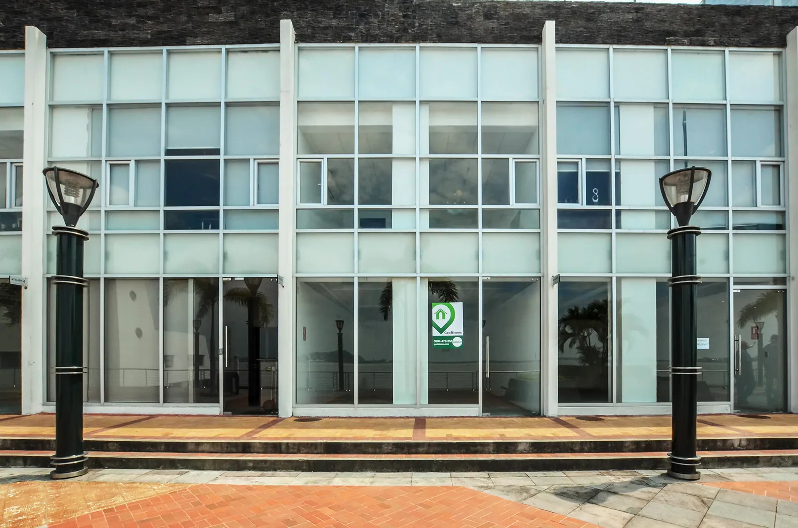  Local comercial en alquiler en Bellini sector centro de Guayaquil – Foto 2