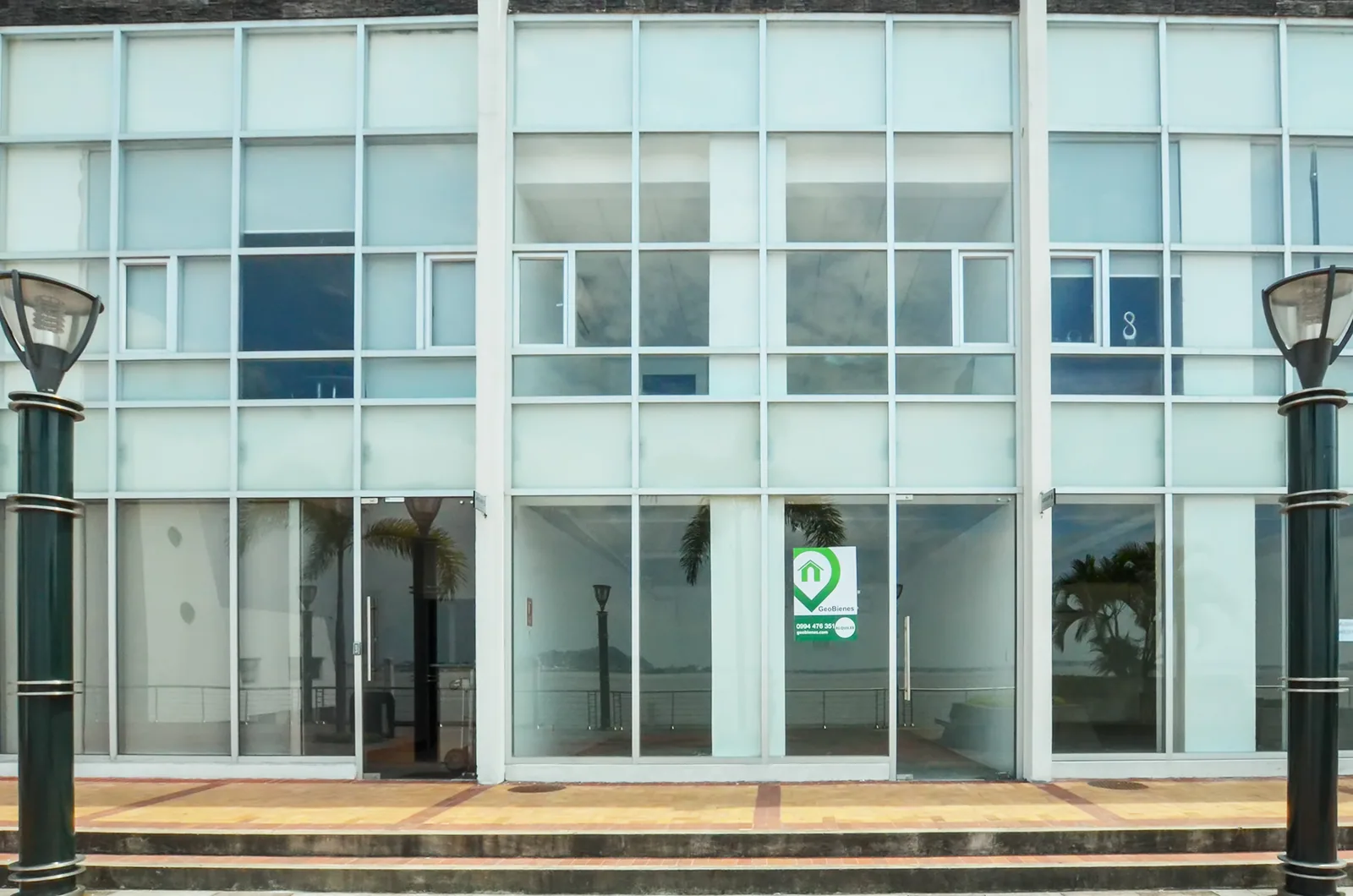 Oficina en alquiler en Bellini sector centro de Guayaquil