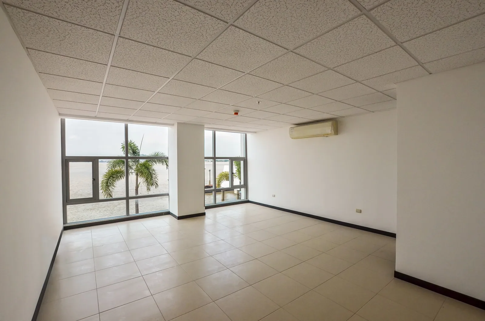 Oficina en alquiler en Bellini sector centro de Guayaquil – Foto 5