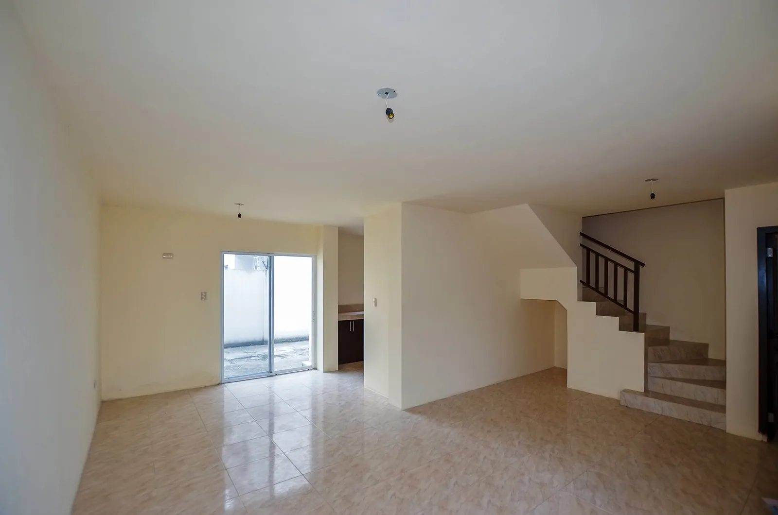 Casa en alquiler en Urbanización Málaga II sector Vía Salitre – Foto 3