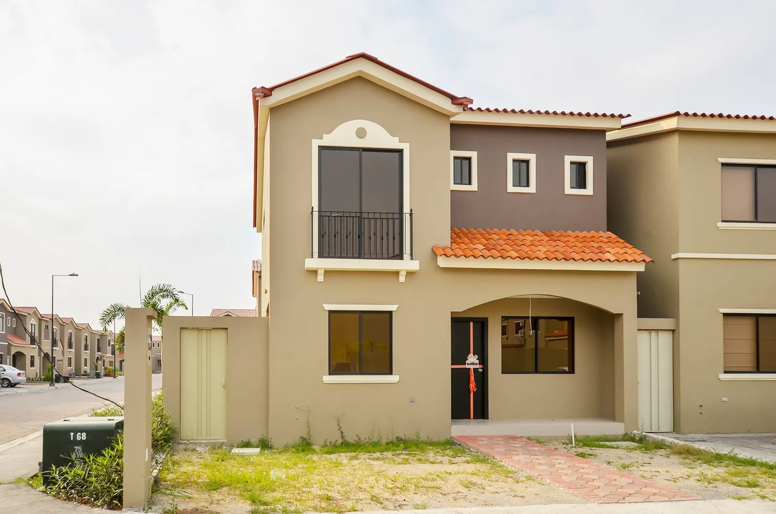 Casa en alquiler en Urbanización La Romareda sector norte de Guayaquil – Foto 1