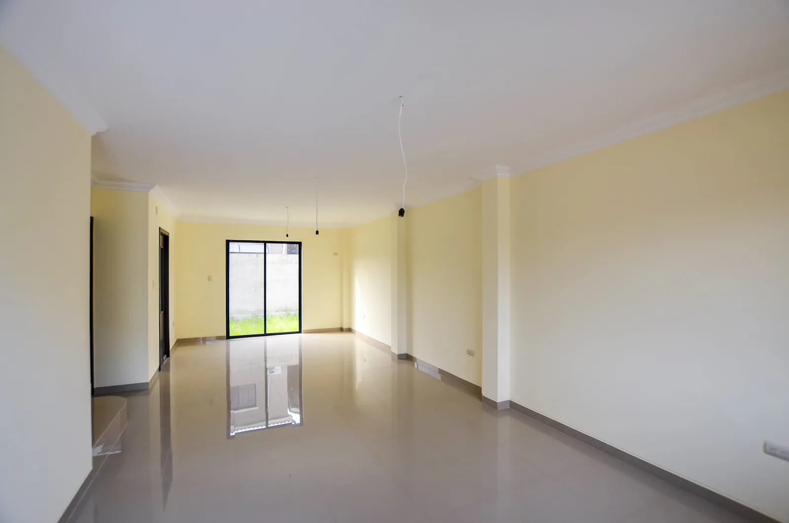 Casa en alquiler en Urbanización La Romareda sector norte de Guayaquil – Foto 2
