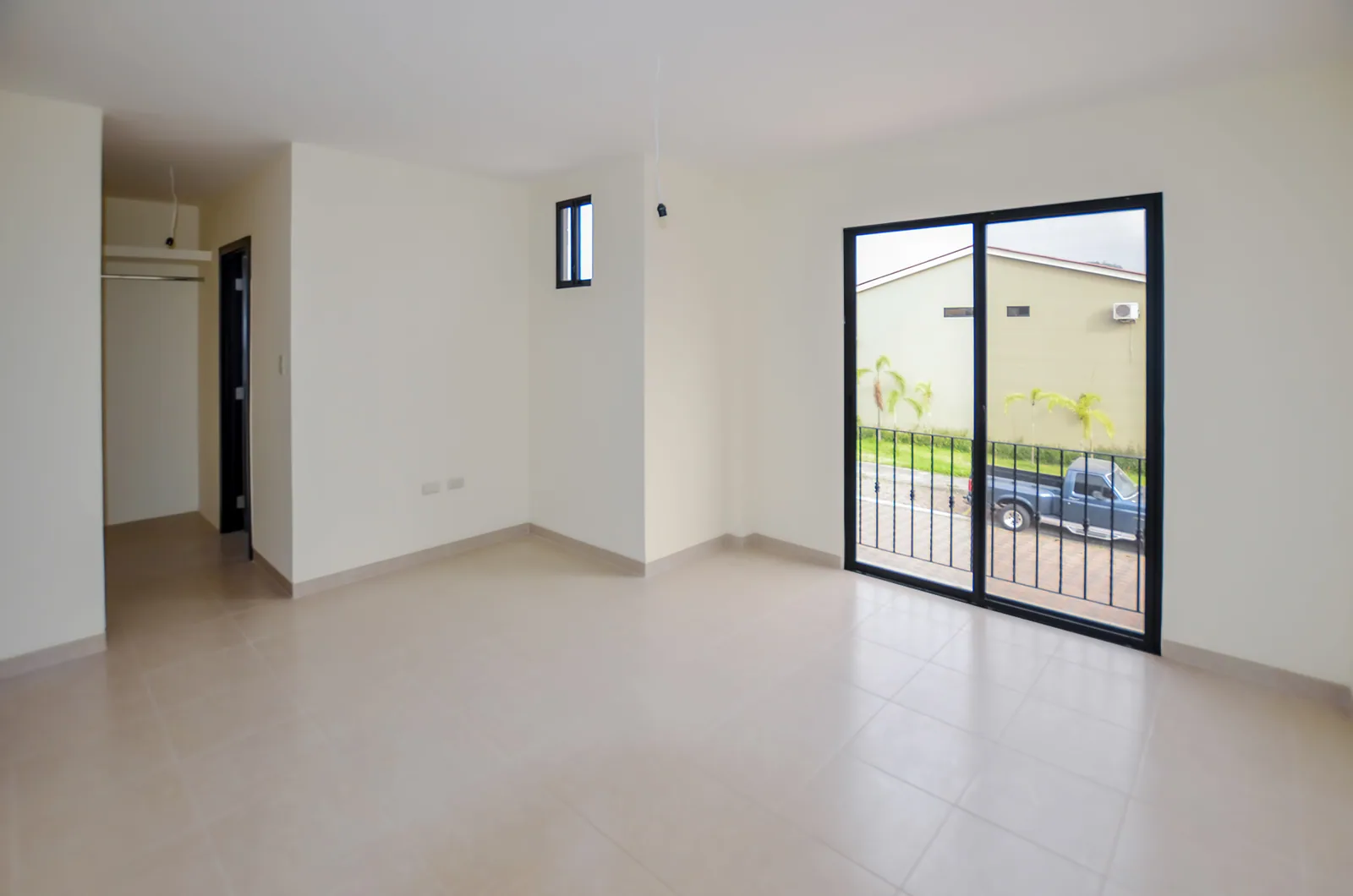 Casa en alquiler en Urbanización La Romareda sector norte de Guayaquil – Foto 5