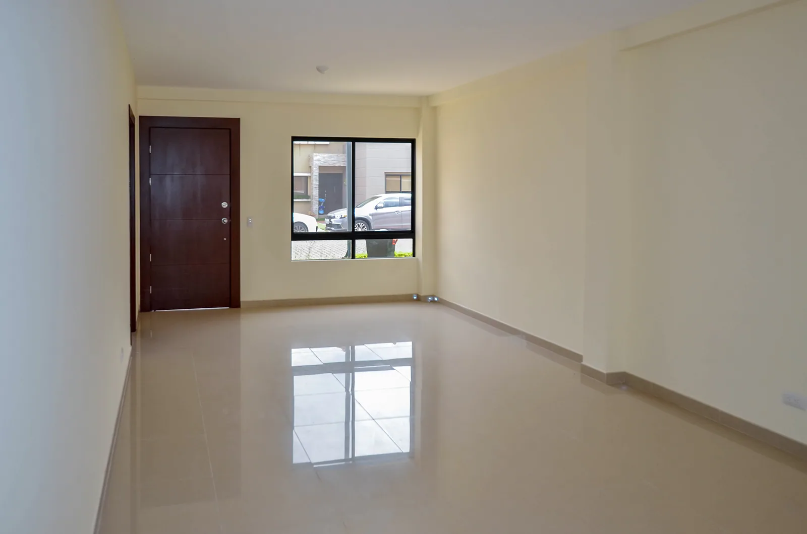 Casa en venta en Urbanización Ciudad Celeste sector Vía Samborondón – Foto 2