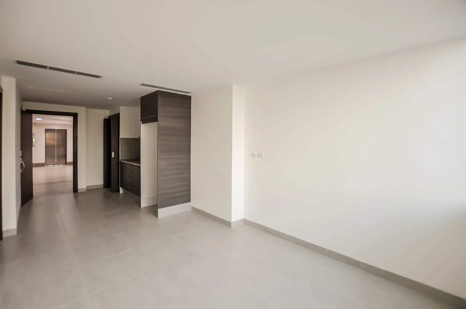 Suite en venta en Edificio Quo sector norte de Guayaquil – Foto 2