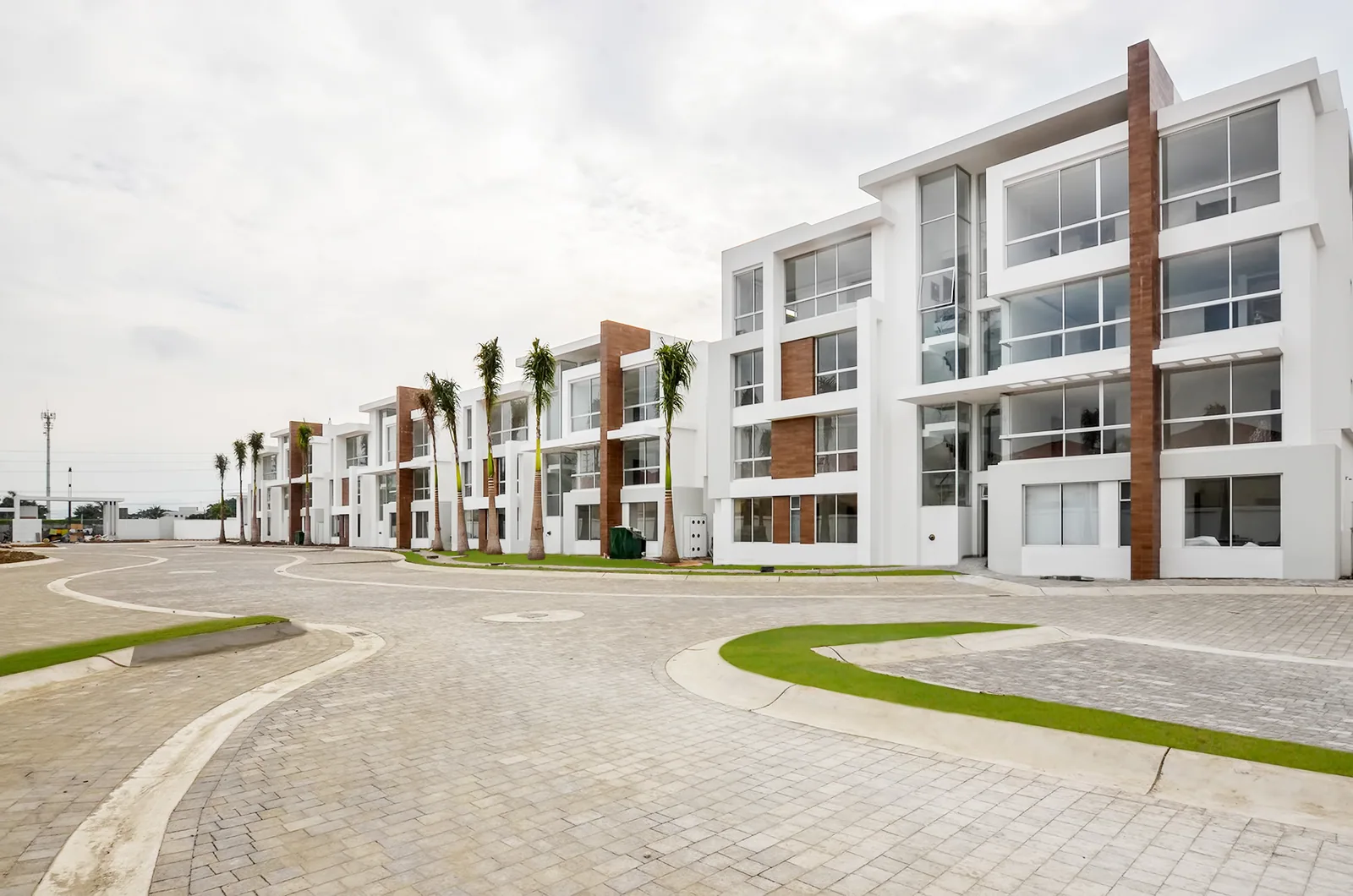 Departamento en segundo piso en venta sector Samborondón – Foto 1