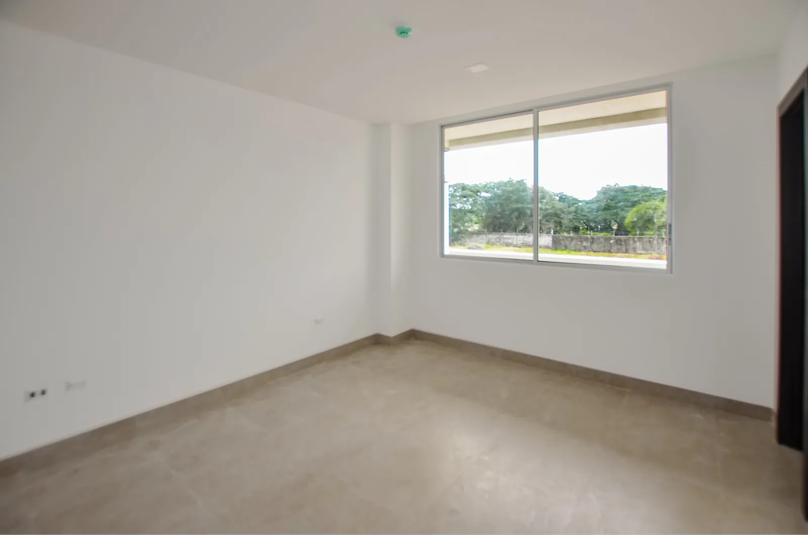 Departamento a estrenar en venta sector Samborondón – Foto 4