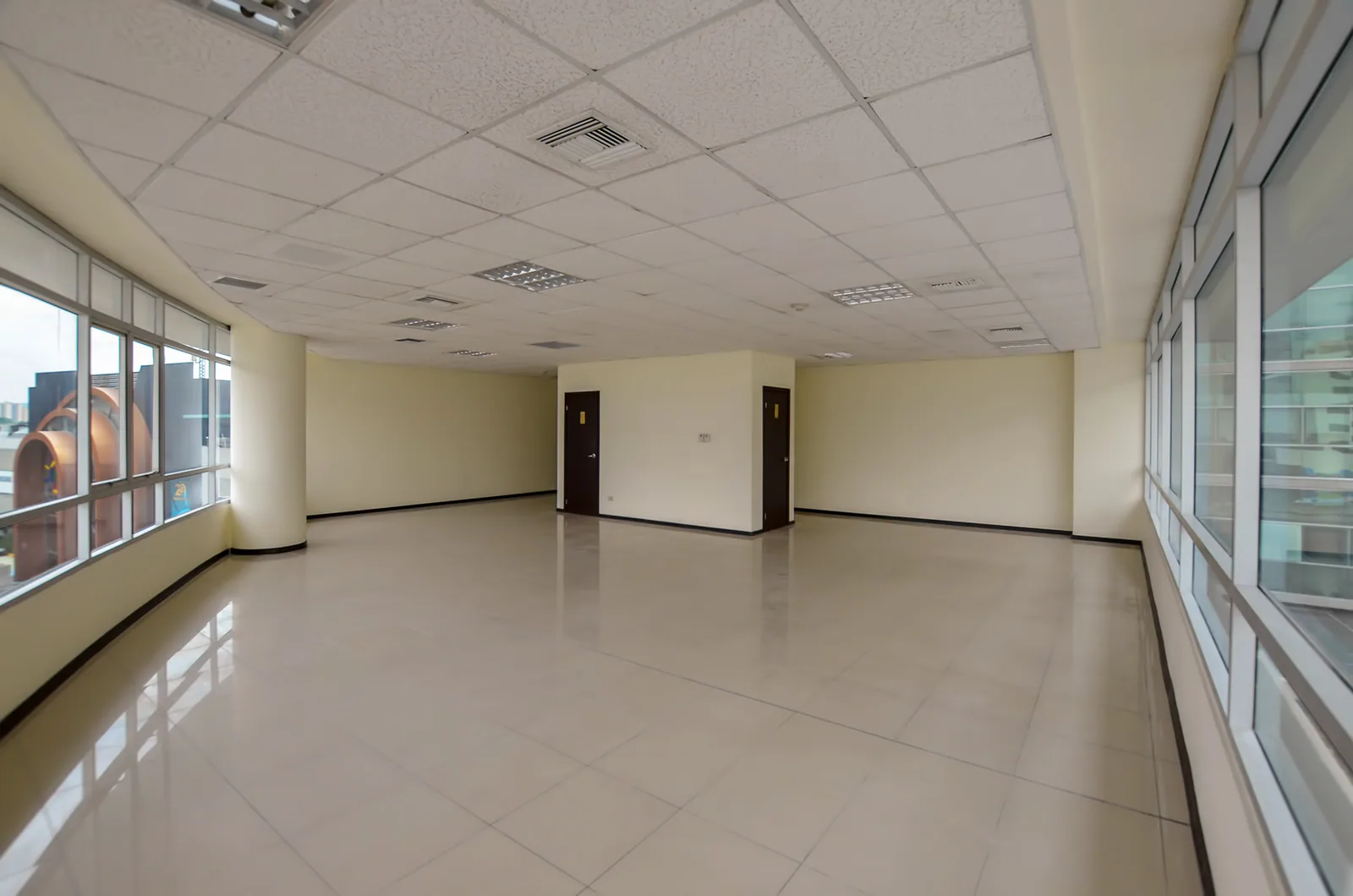 Oficina en alquiler en Torres del Mall sector norte de Guayaquil – Foto 3