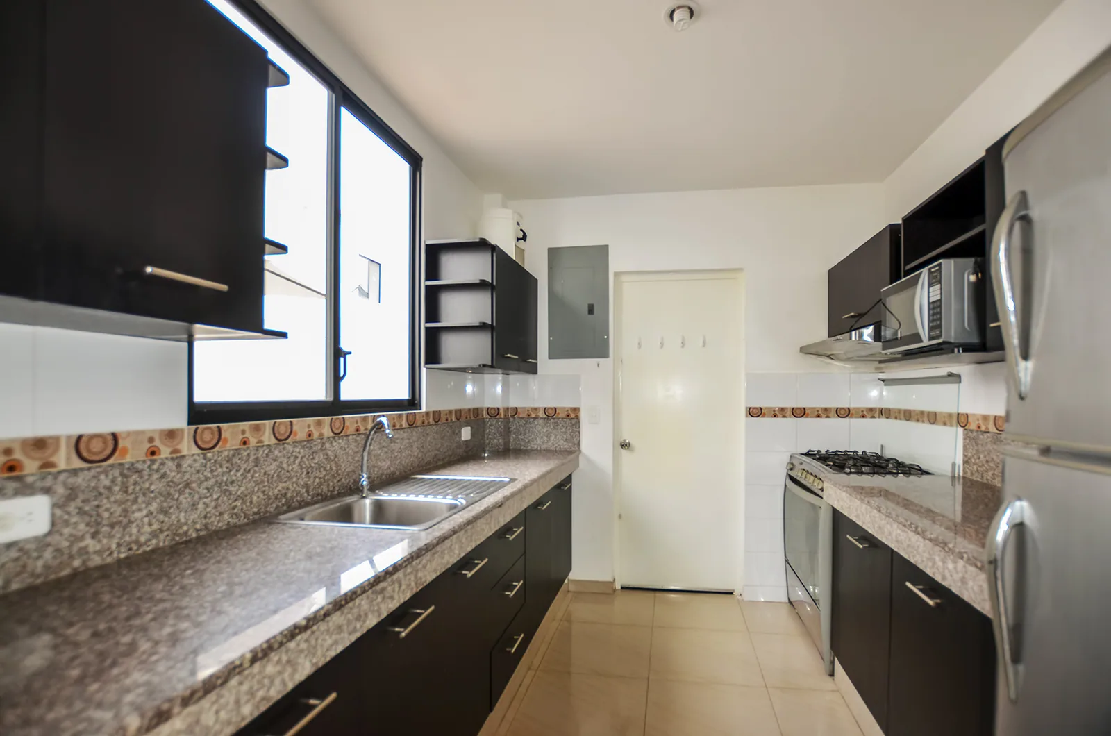 Casa en venta en Urbanización Napoli sector Vía a Samborondón – Foto 4