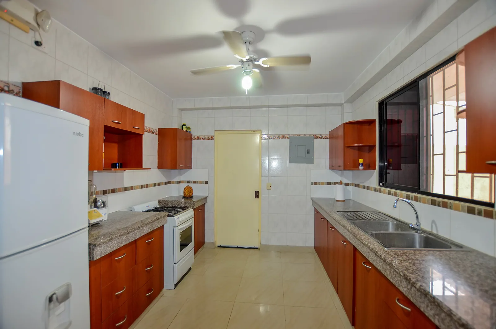 Casa en venta en urbanización Milann sector Vía Salitre - Samborondón – Foto 4