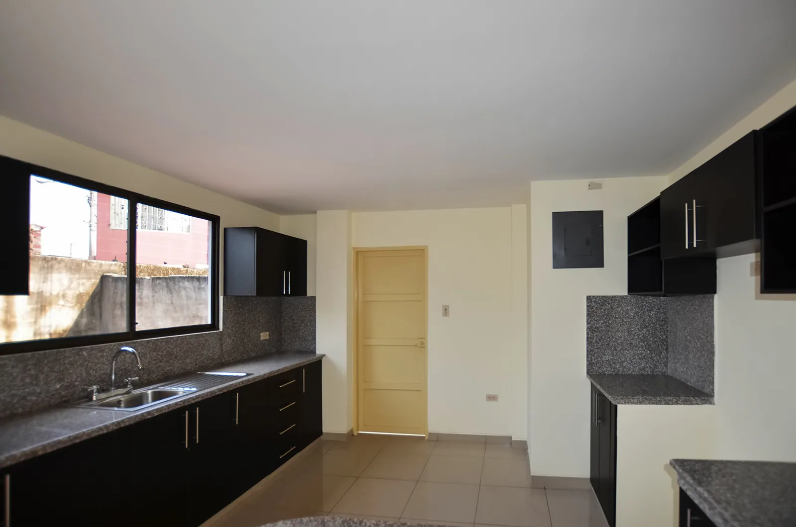 Casa en venta en Mallorca Village sector vía a Samborondón – Foto 4