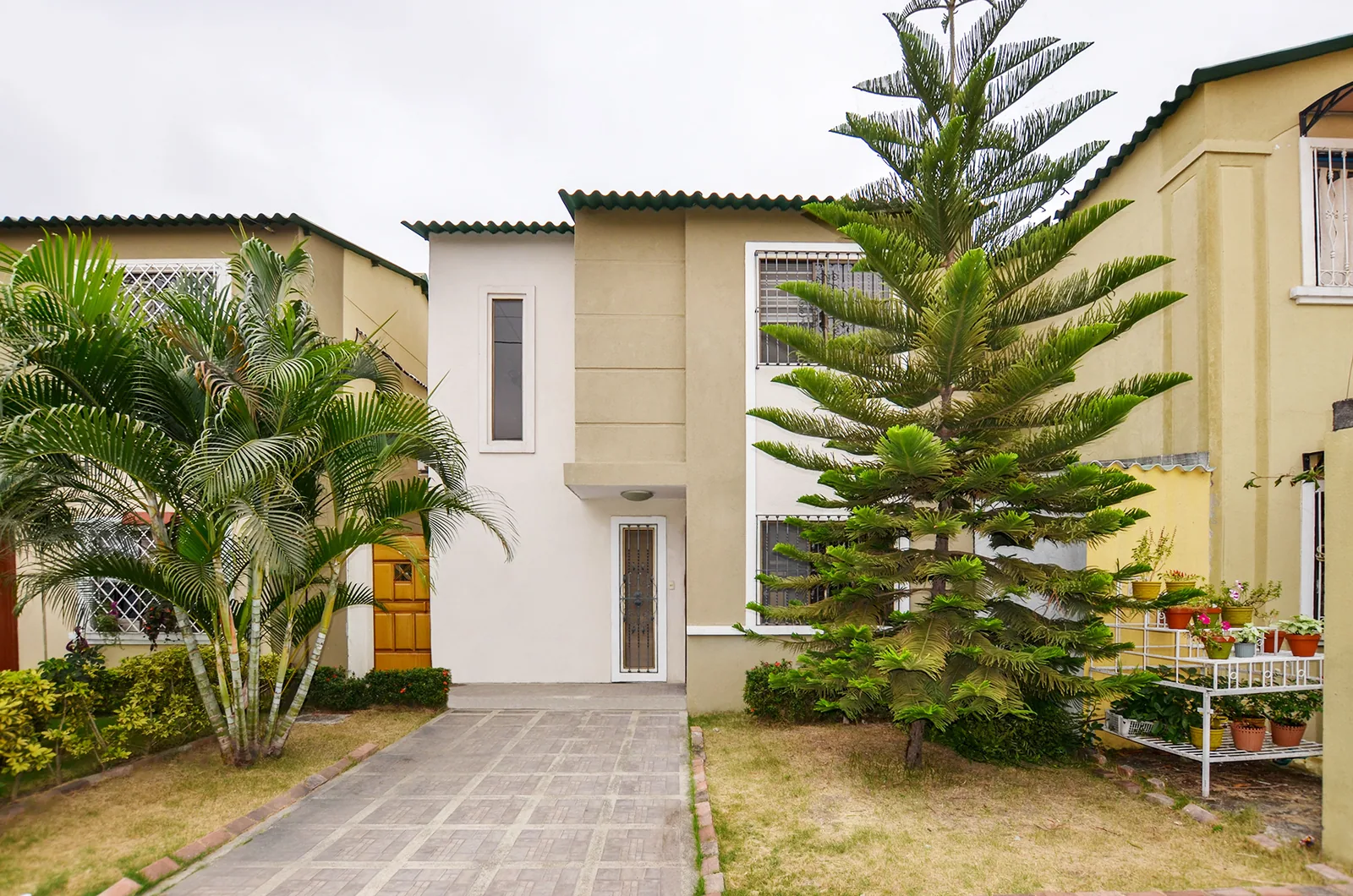 Casa en venta en urbanización La Joya sector Vía a Daule – Foto 1