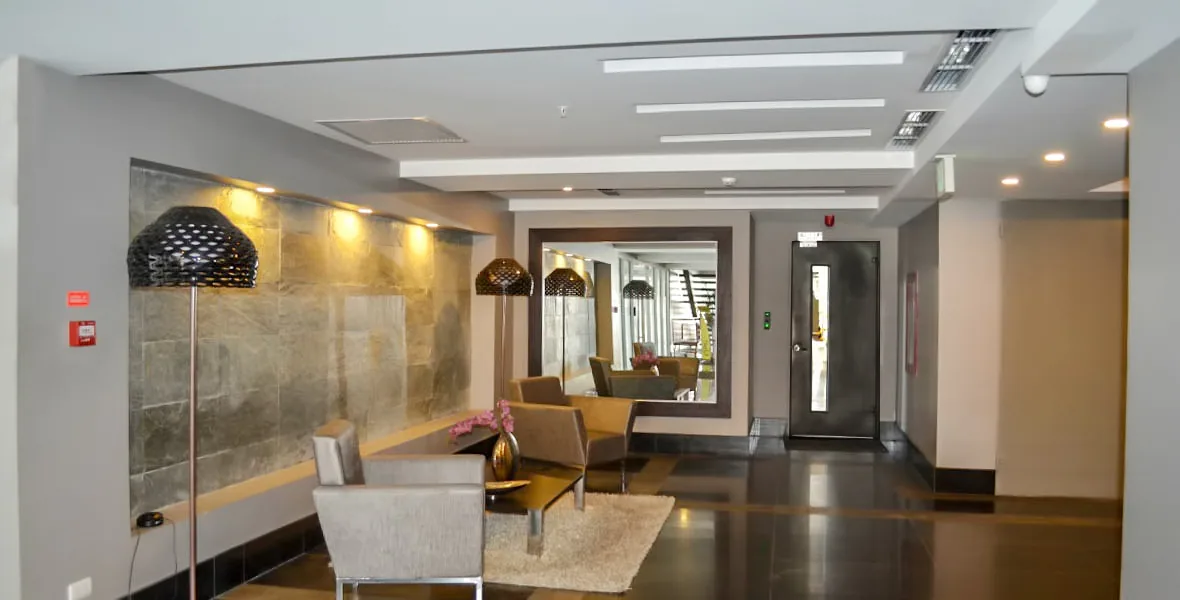 Suite en venta en Edificio QUO sector norte de Guayaquil – Foto 3