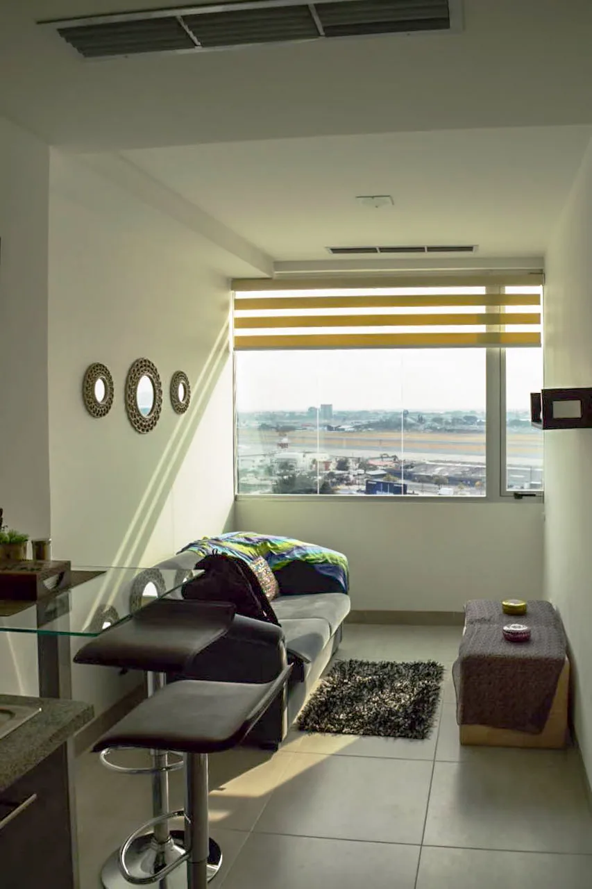 Suite en venta en Edificio QUO sector norte de Guayaquil – Foto 4