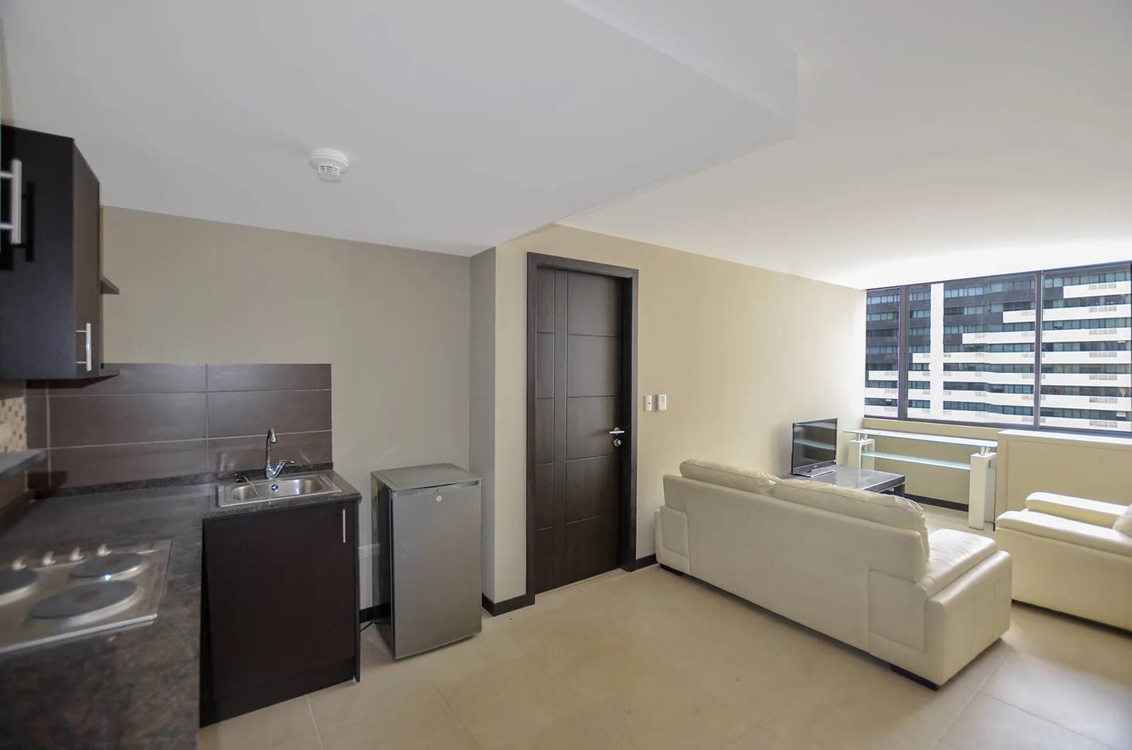 Departamento en venta en Bellini IV sector centro de Guayaquil – Foto 2