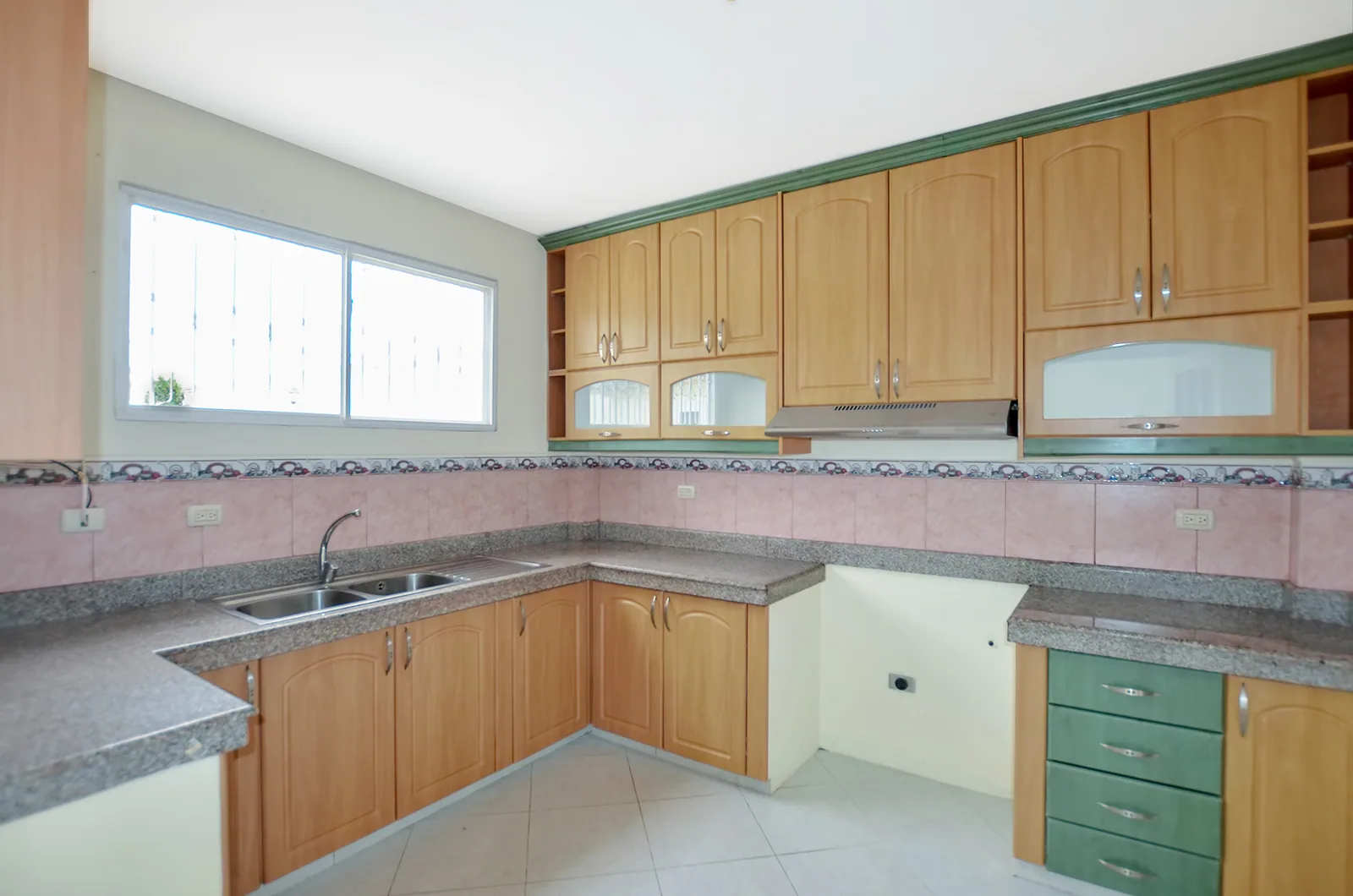 Casa en alquiler en Portal al Sol Vía a la Costa Guayaquil – Foto 3