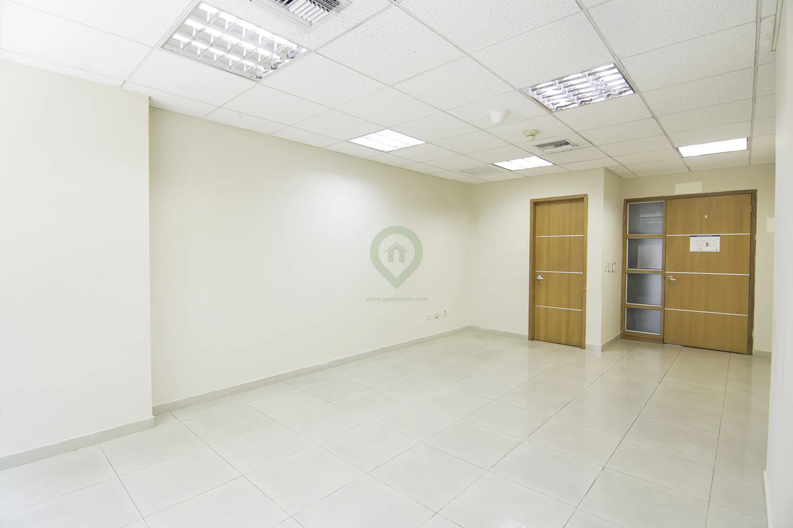 Oficina en alquiler en Professional Center norte de Guayaquil – Foto 2