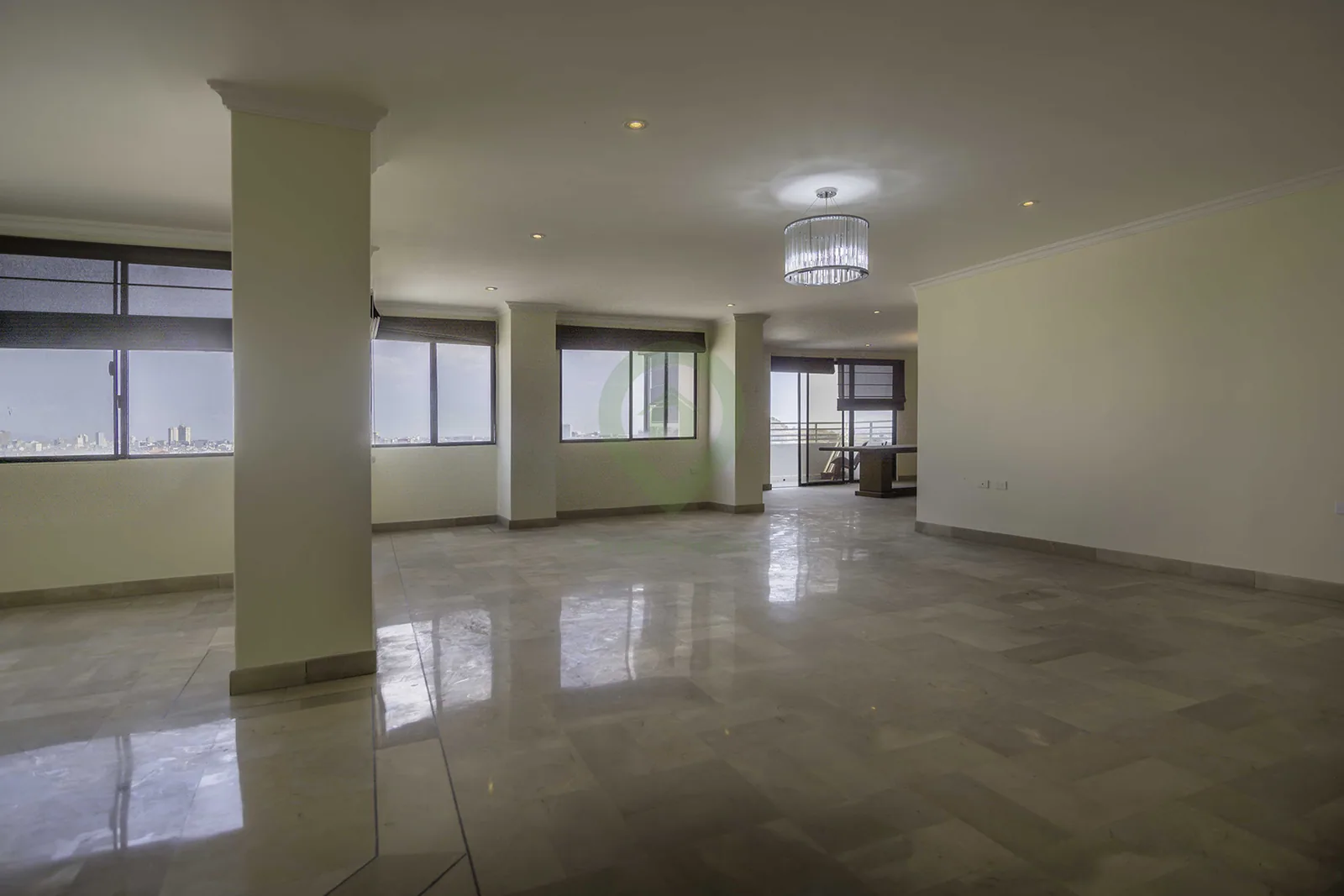 Departamento en venta en Lomas de Urdesa norte de Guayaquil – Foto 1